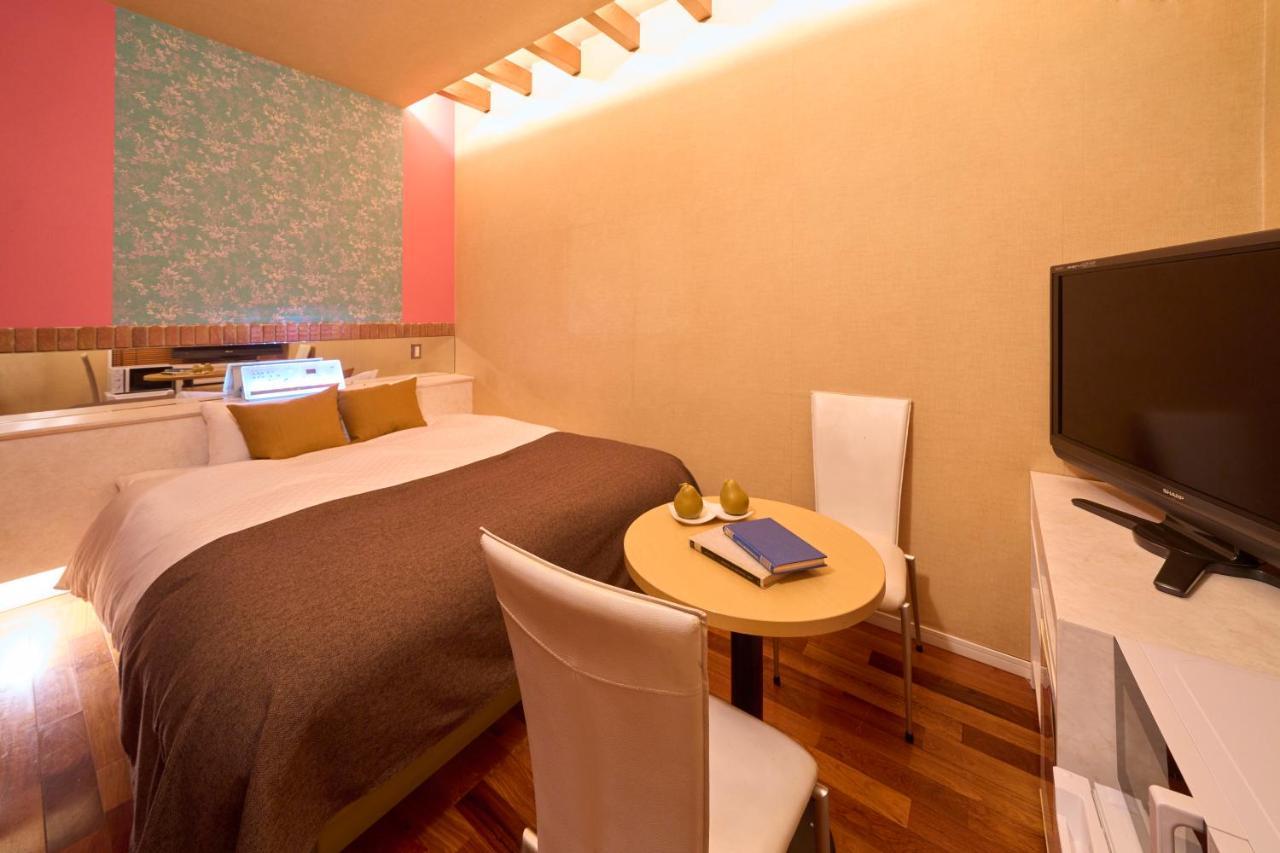 C-heaven (adults Only) Love hôtel